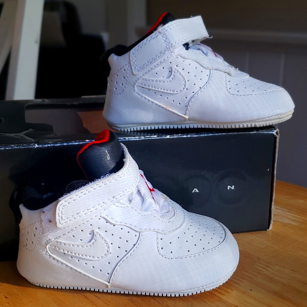 Nike Jordan AJF White / Black - Varsity Red